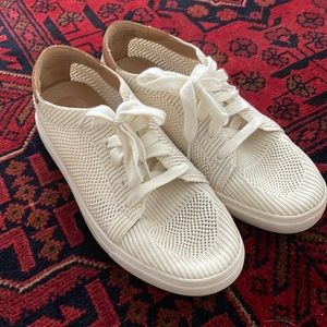 White lucky brand runners